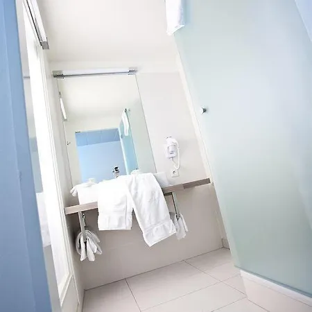 Hotell Ibis Styles Le Mans Sud 3*