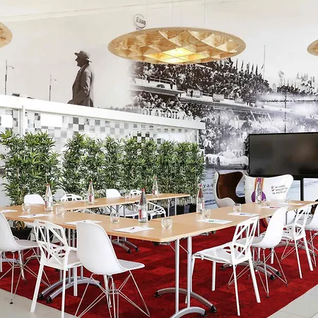 Ibis Styles Le Mans Sud Hotell 3*