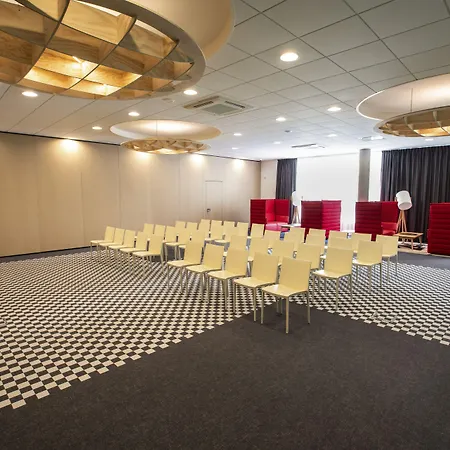 Ibis Styles Le Mans Sud Hotel 3*